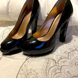 BCBGeneration Size-6 Black